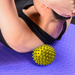 Strauss Acupressure Massage Ball, 3.5 inch | Deep Tissue Massage, Trigger Point Therapy, Muscle Knots | Acupressure Therapy Ball for Pain Relief, (Yellow)